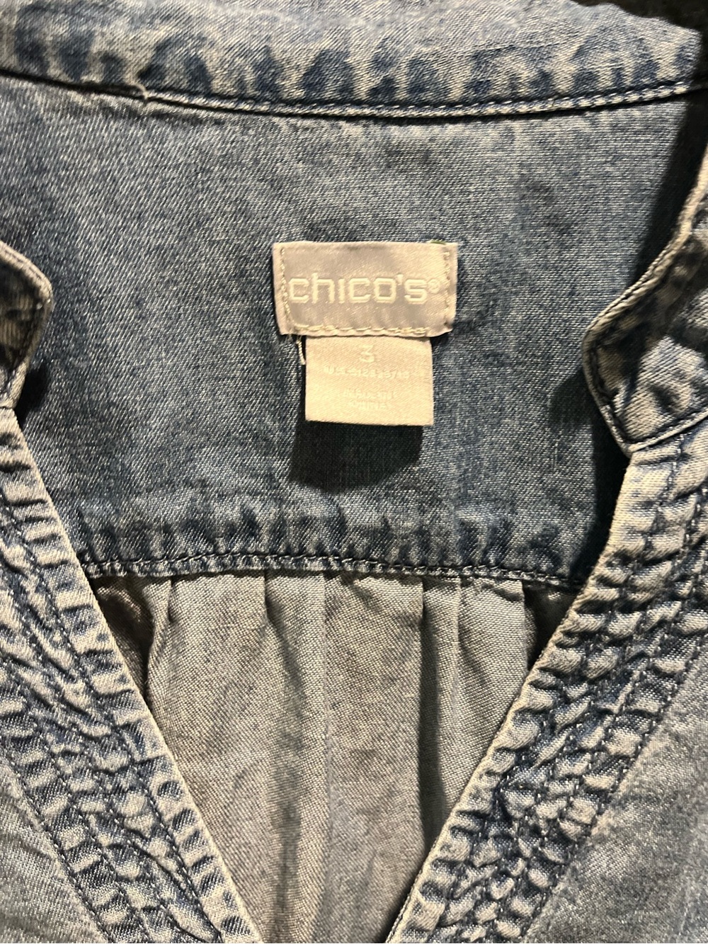 12. WOMENS CHICO’S 3/XL DETAIL TOP - Picture 3 of 6